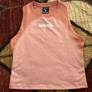 Nike Pro Crop Top